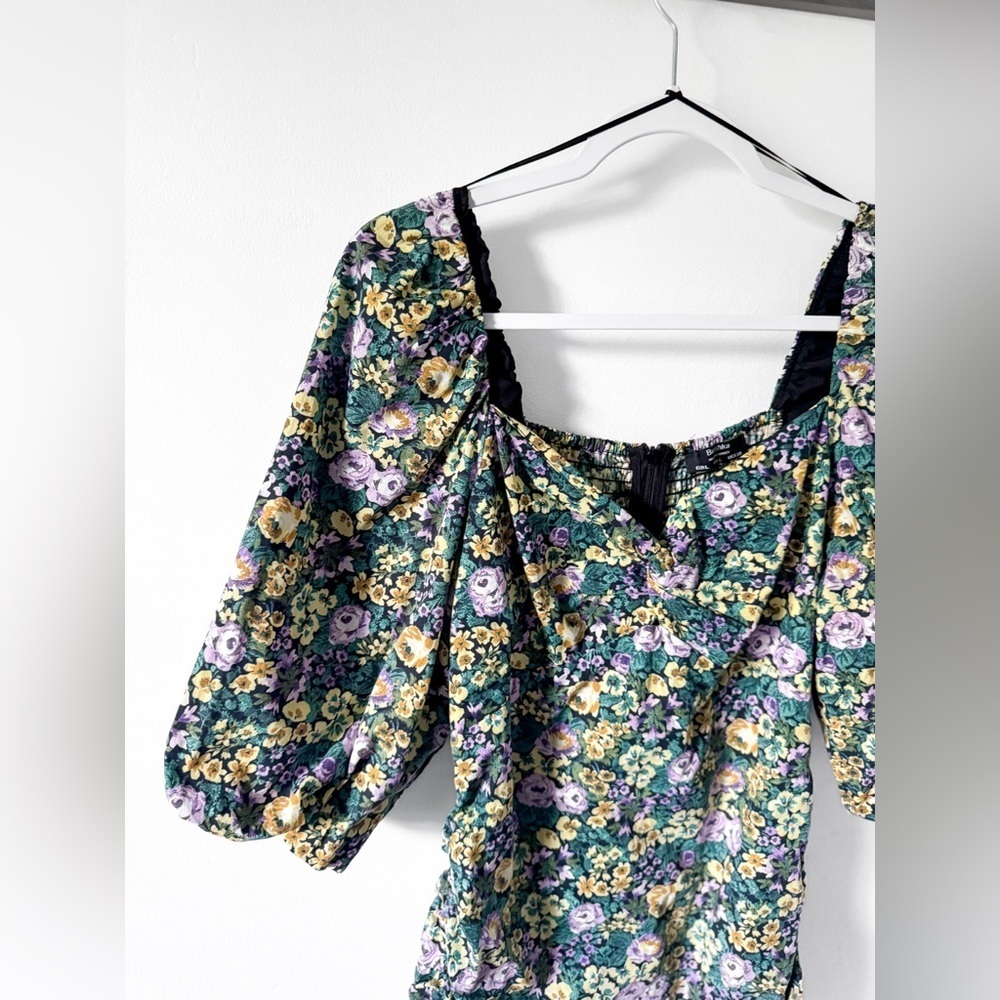 Floral Ruched Mini Dress - Picture 6 of 9